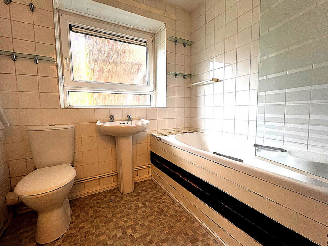 Property image 6 of 6