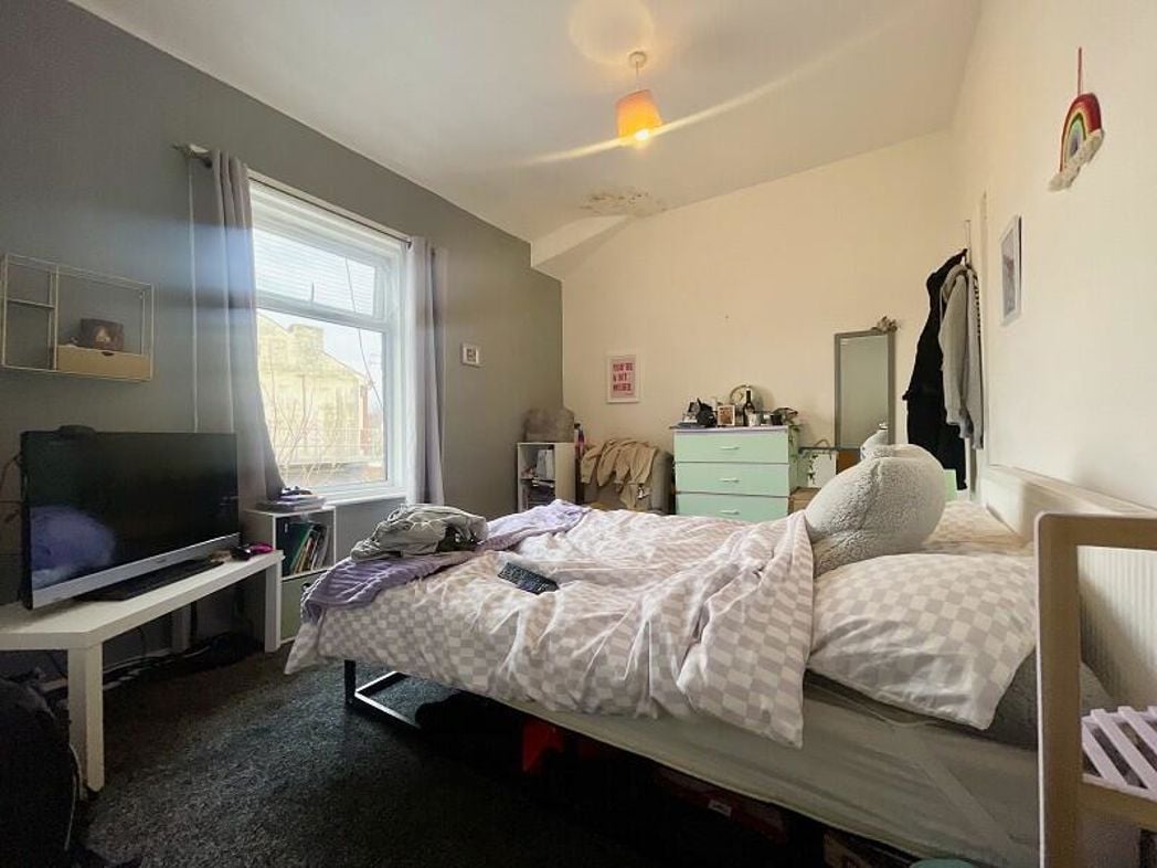 Property image 7 of 9