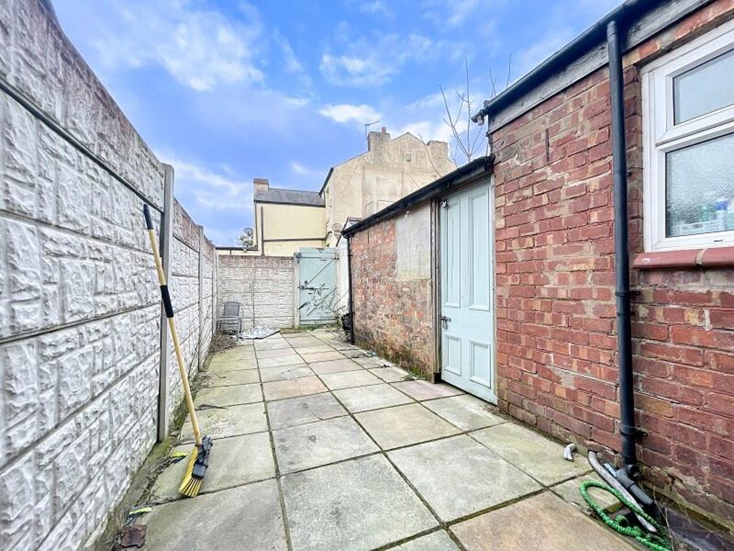 Property image 9 of 9
