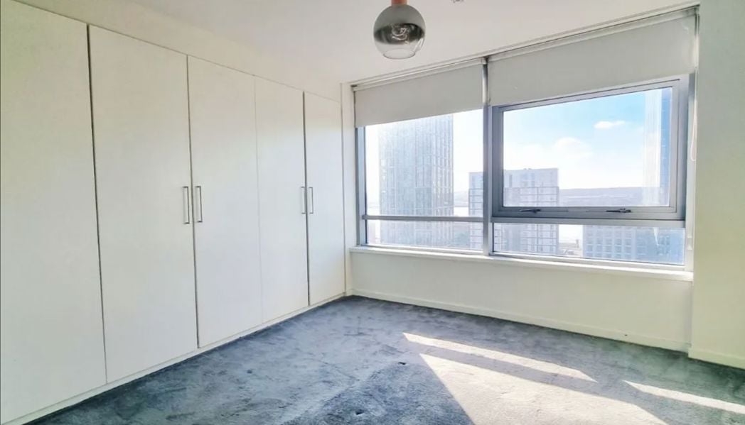Property image 7 of 9