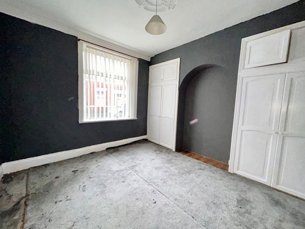 Property image 7 of 8