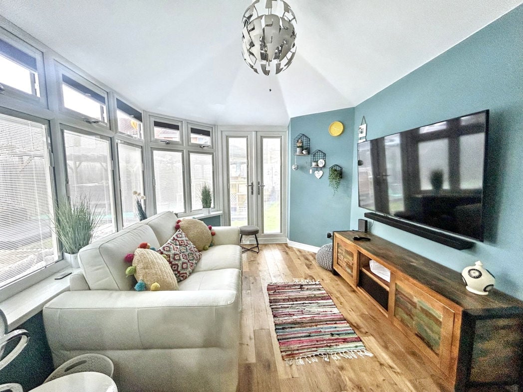Property image 6 of 23