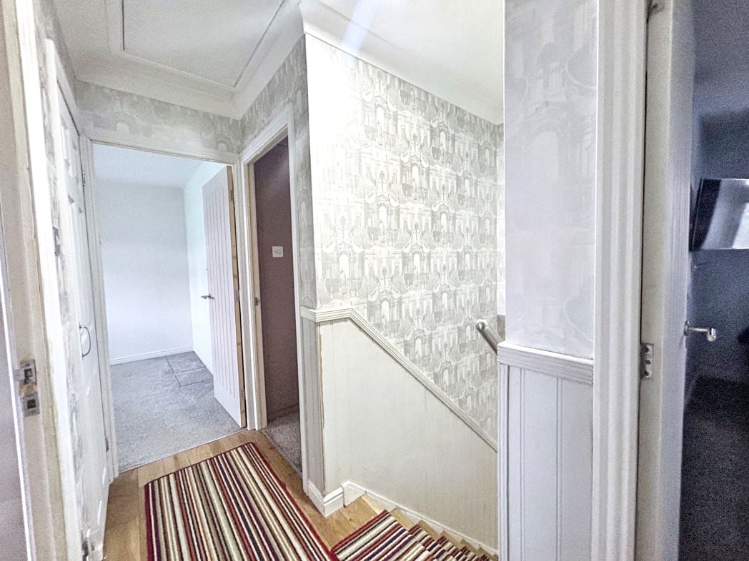 Property image 12 of 23