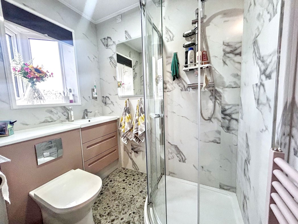 Property image 15 of 23