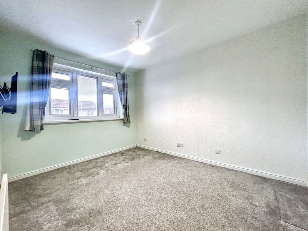 Property image 16 of 23