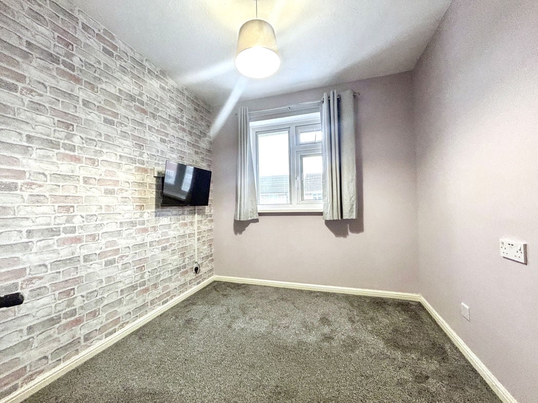 Property image 18 of 23