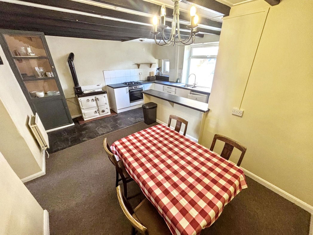 Property image 7 of 18