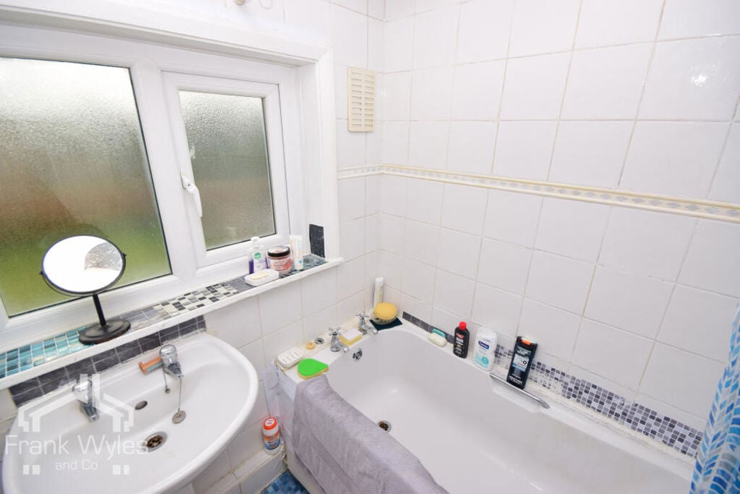 Property image 7 of 10