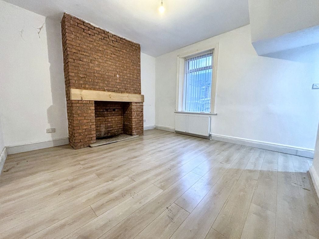 Property image 3 of 11