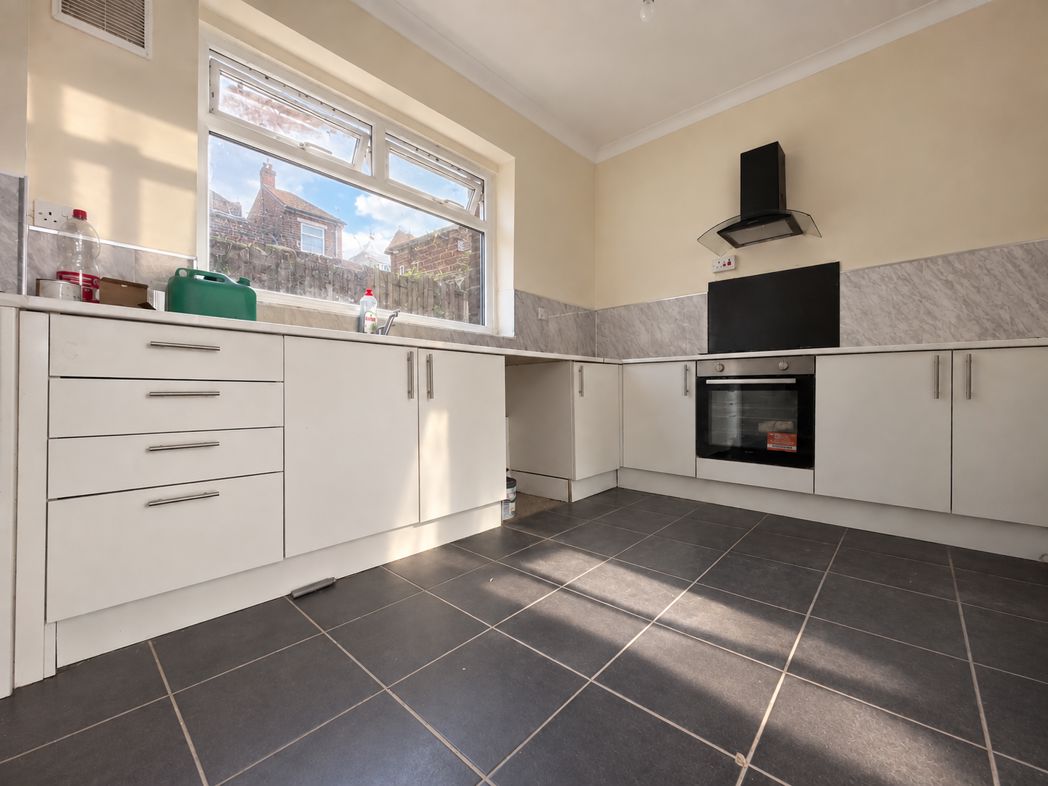 Property image 4 of 9