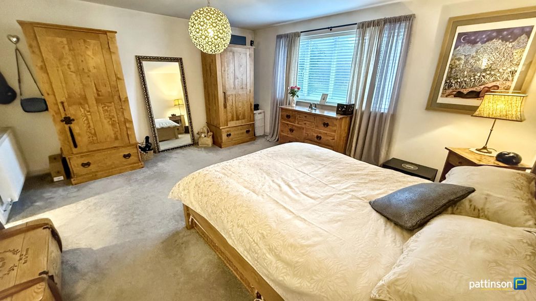 Property image 29 of 44