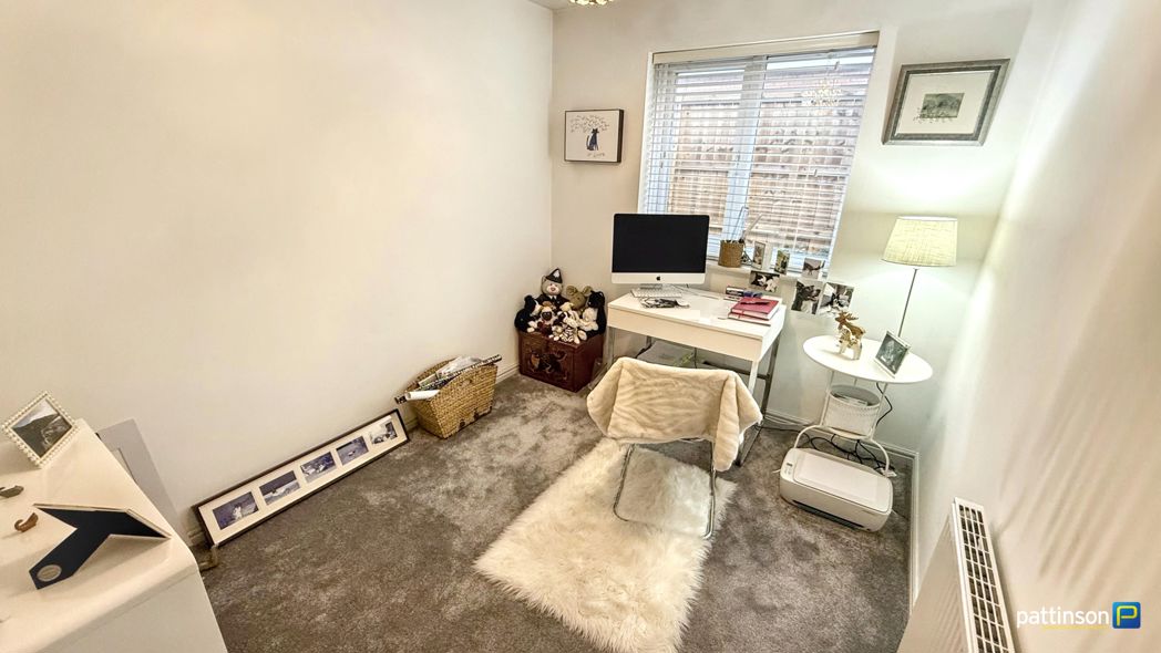 Property image 32 of 44