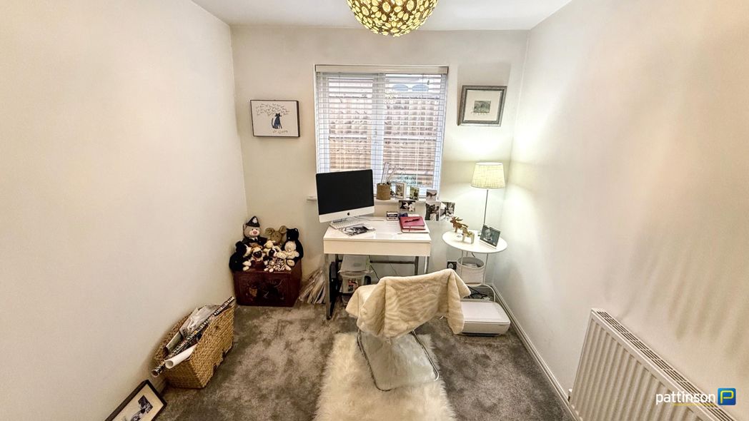 Property image 33 of 44