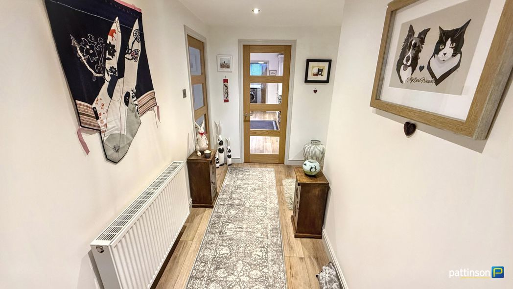 Property image 4 of 44