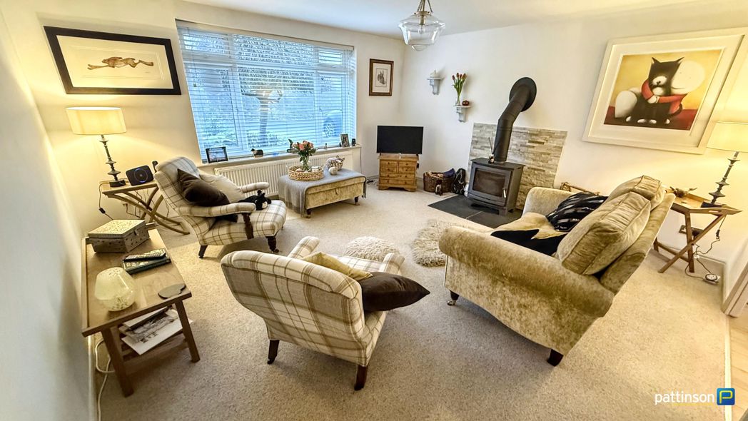 Property image 8 of 44