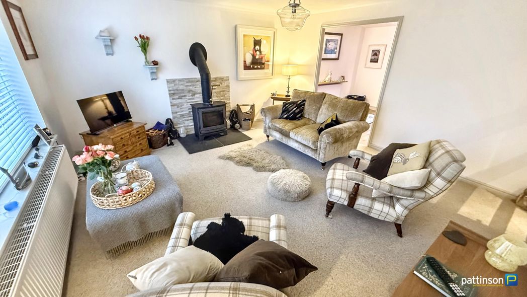 Property image 9 of 44