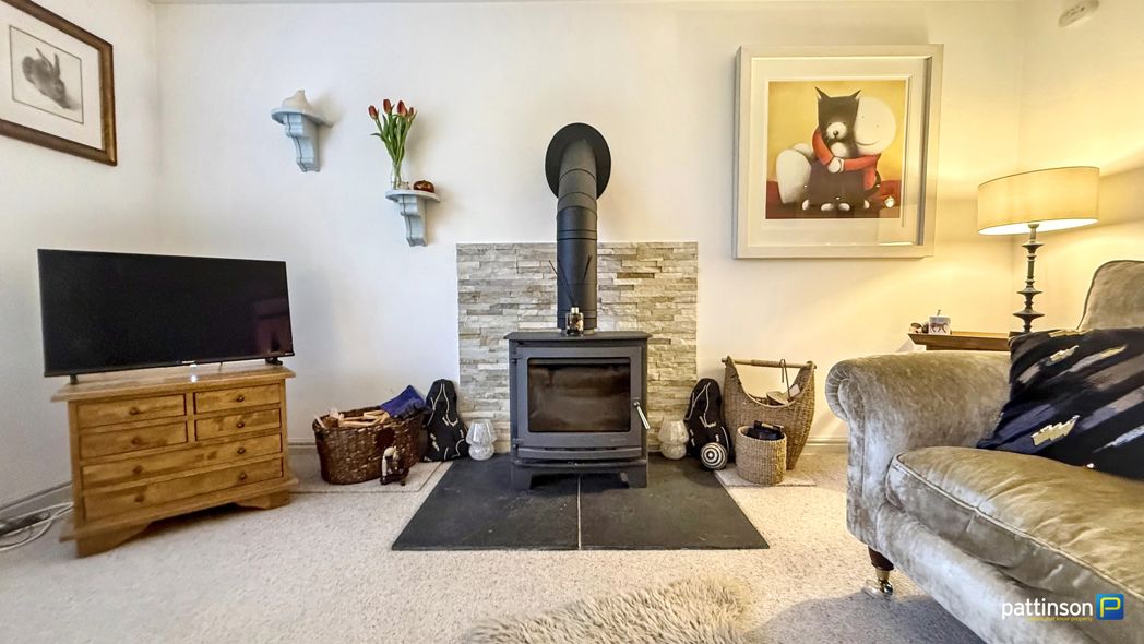 Property image 11 of 44