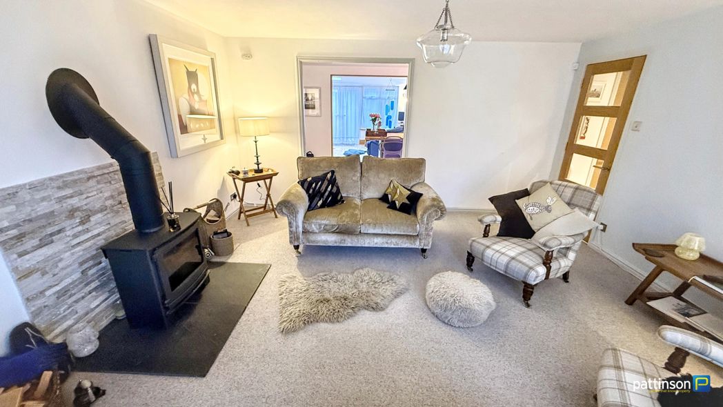 Property image 10 of 44