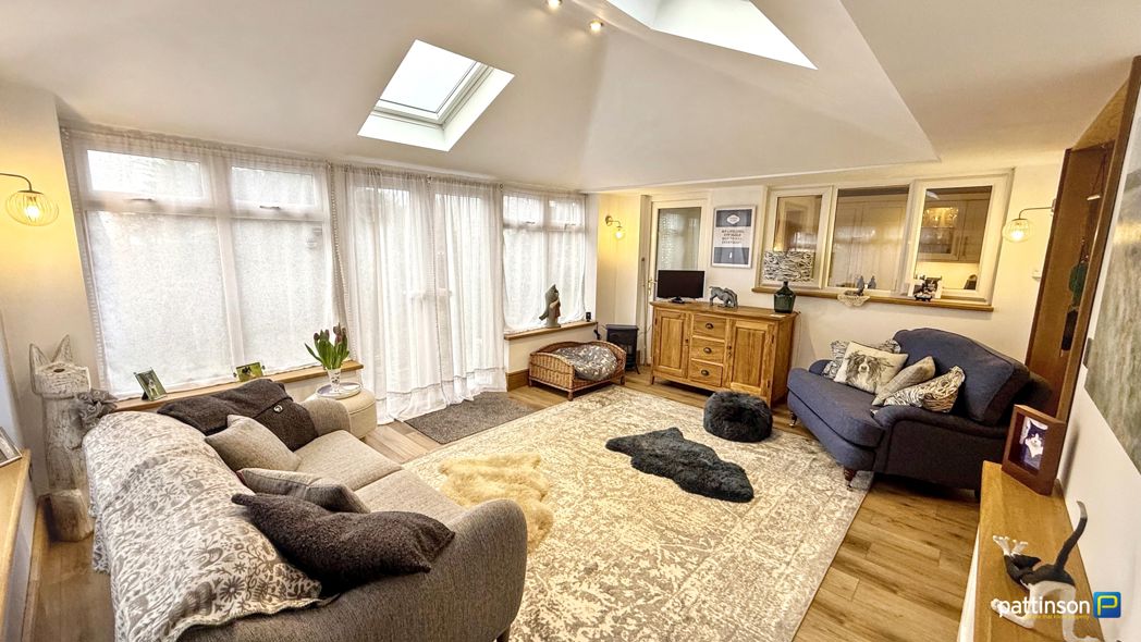 Property image 24 of 44