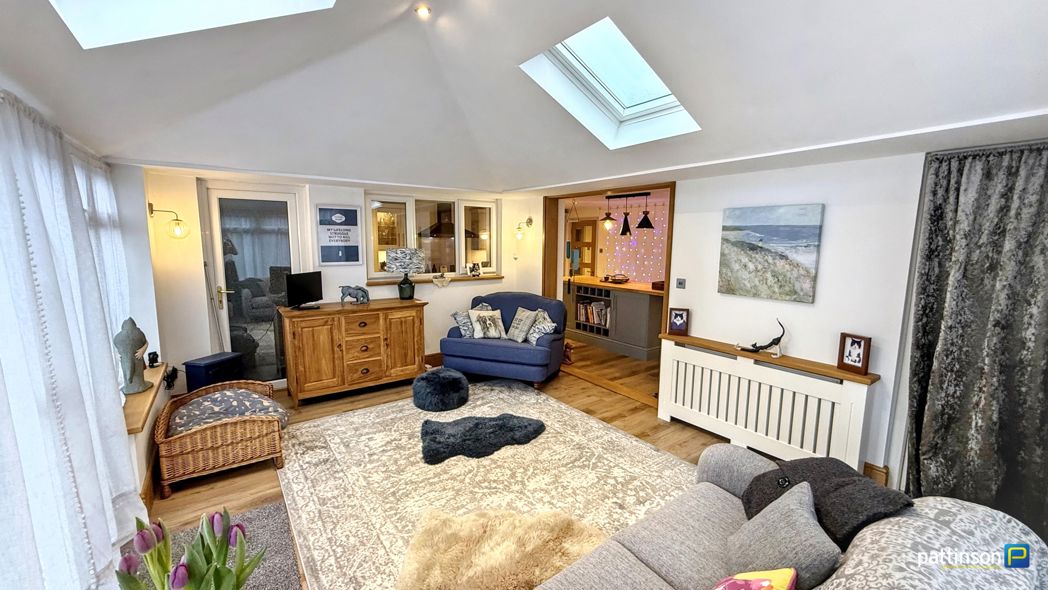 Property image 22 of 44