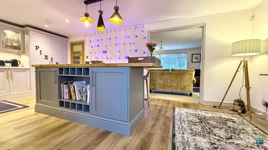 Property image 20 of 44