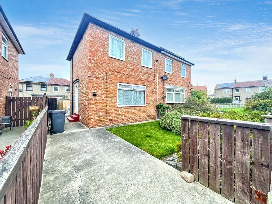 Property image 1 of 11