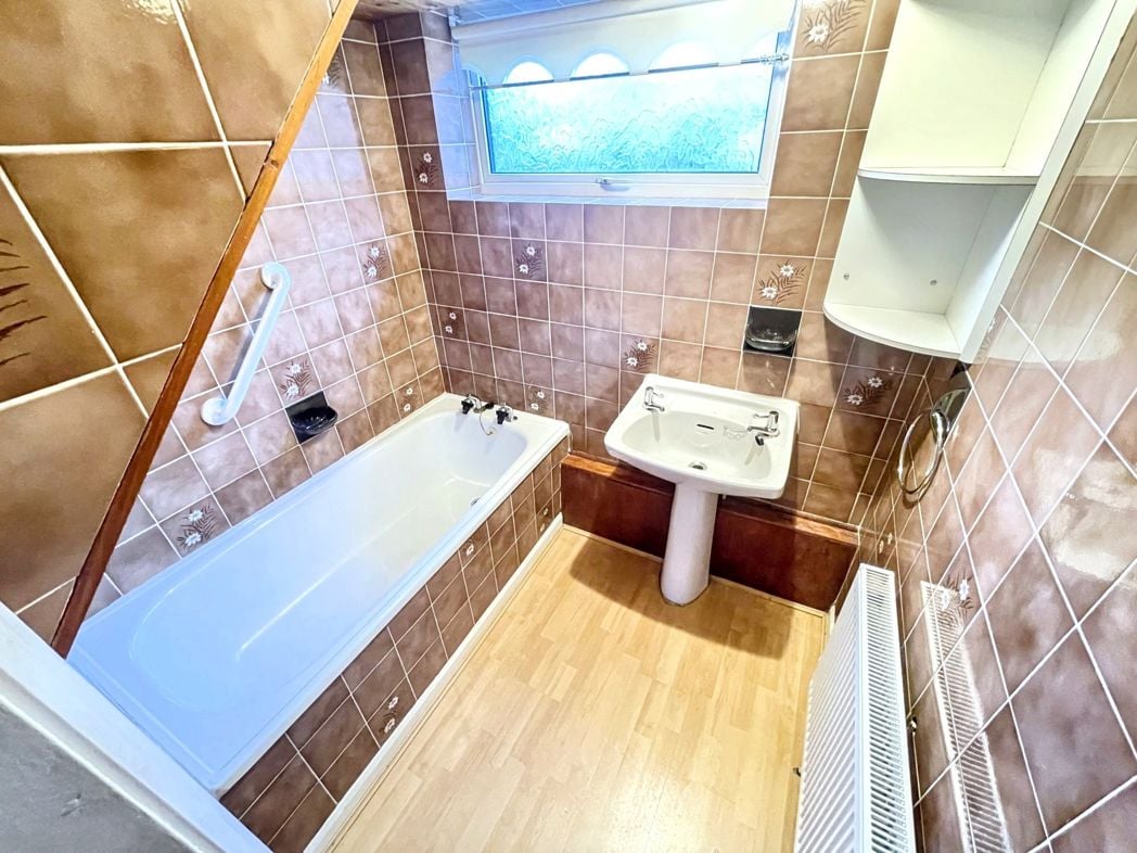 Property image 6 of 11