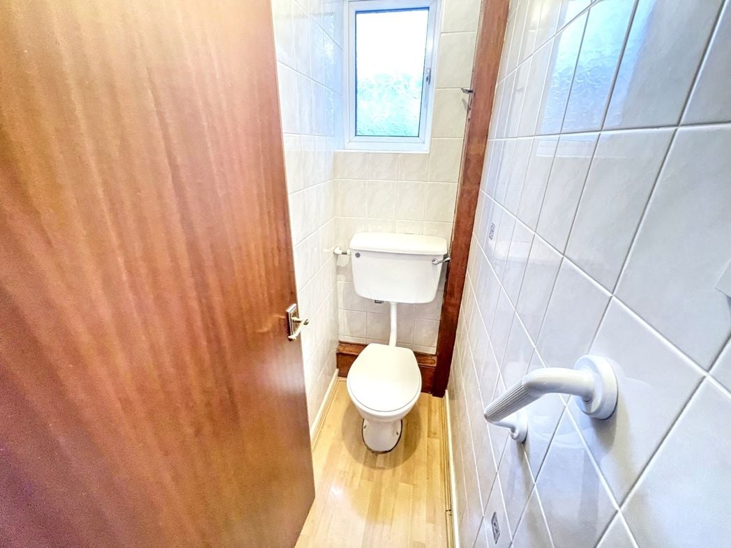 Property image 7 of 11