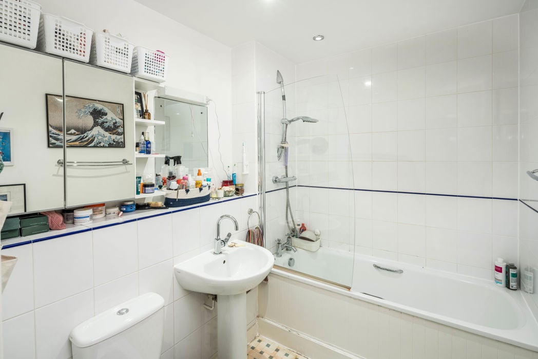 Property image 8 of 9
