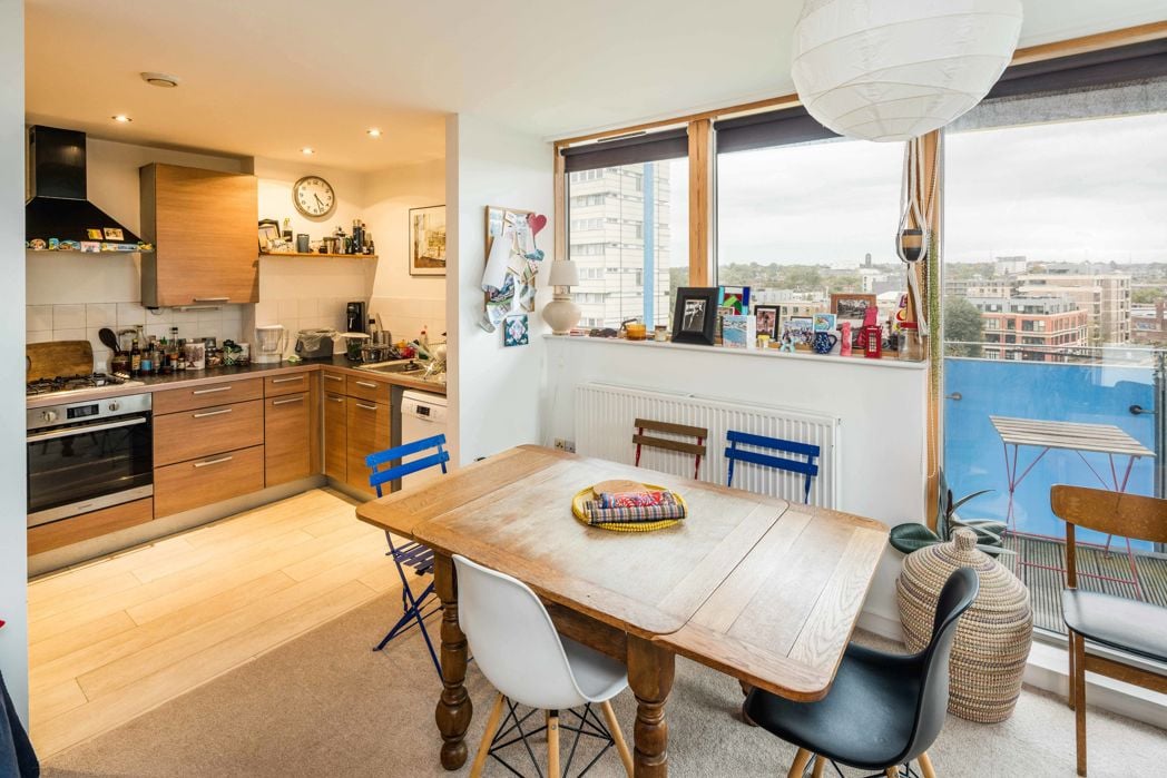 Property image 3 of 9