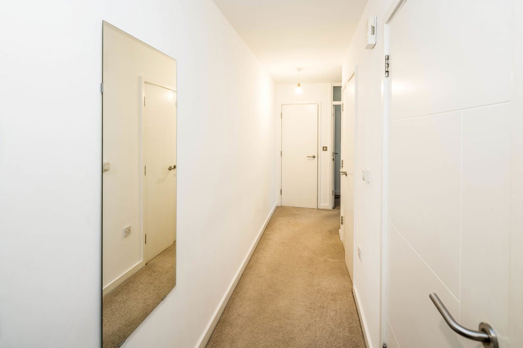 Property image 6 of 9