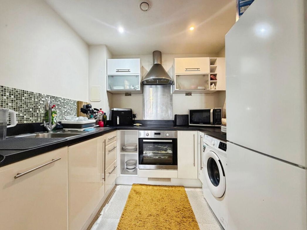 Property image 3 of 13