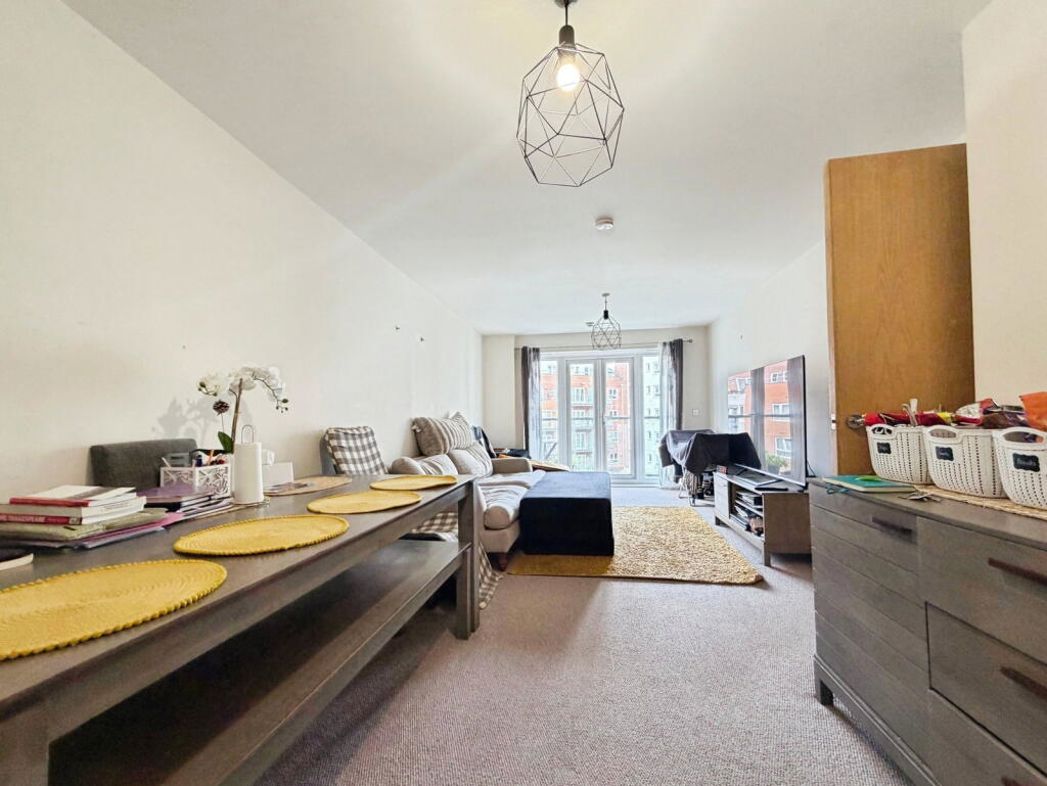 Property image 6 of 13