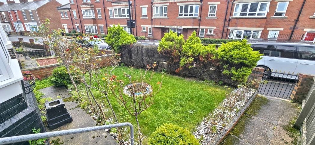 Property image 16 of 17