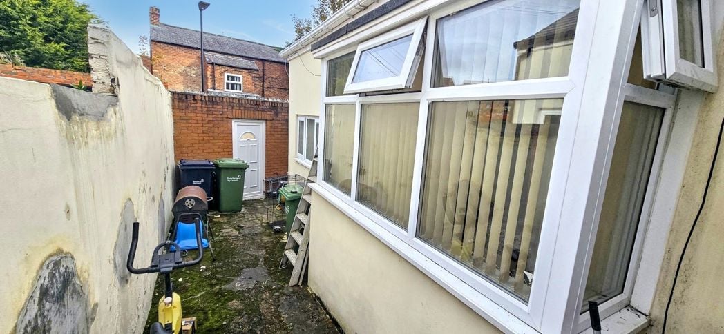 Property image 14 of 17