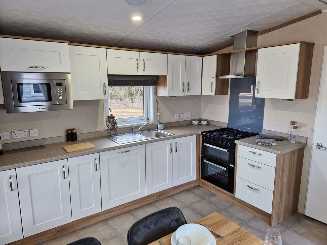 Property image 3 of 9