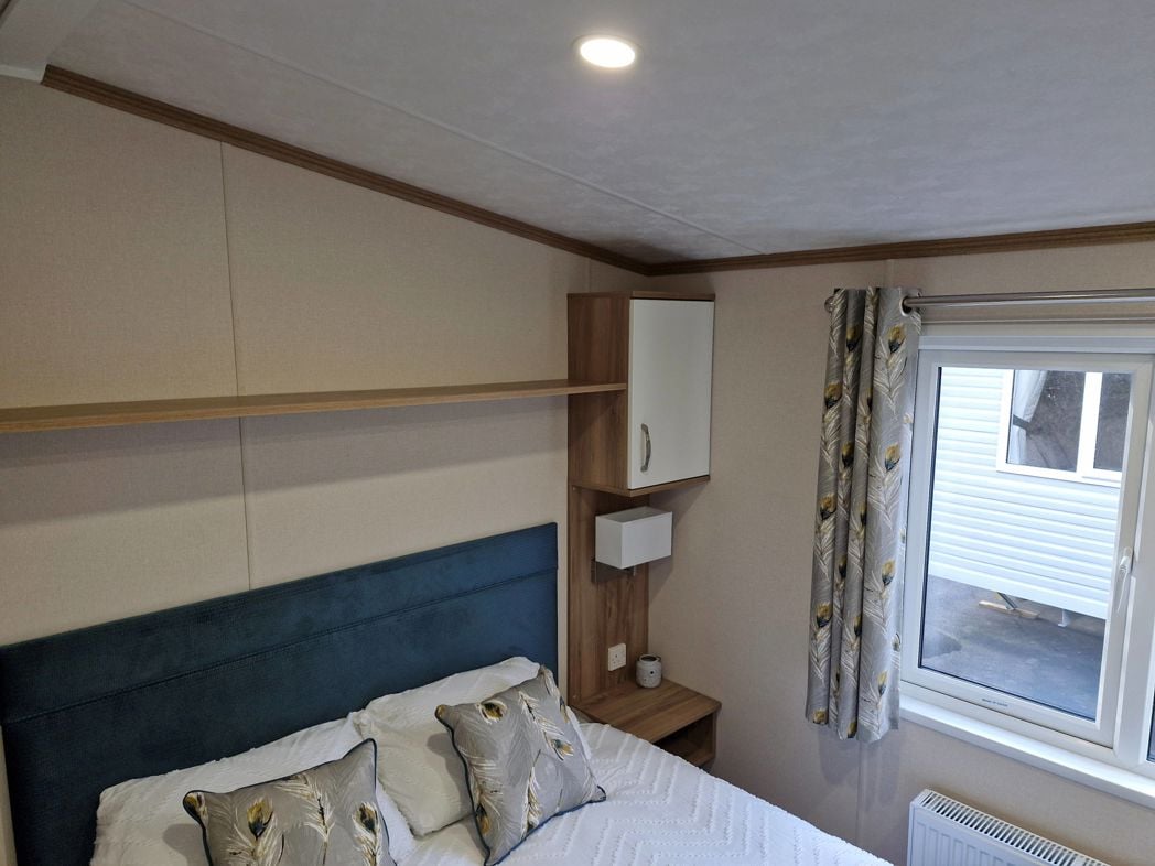 Property image 6 of 9