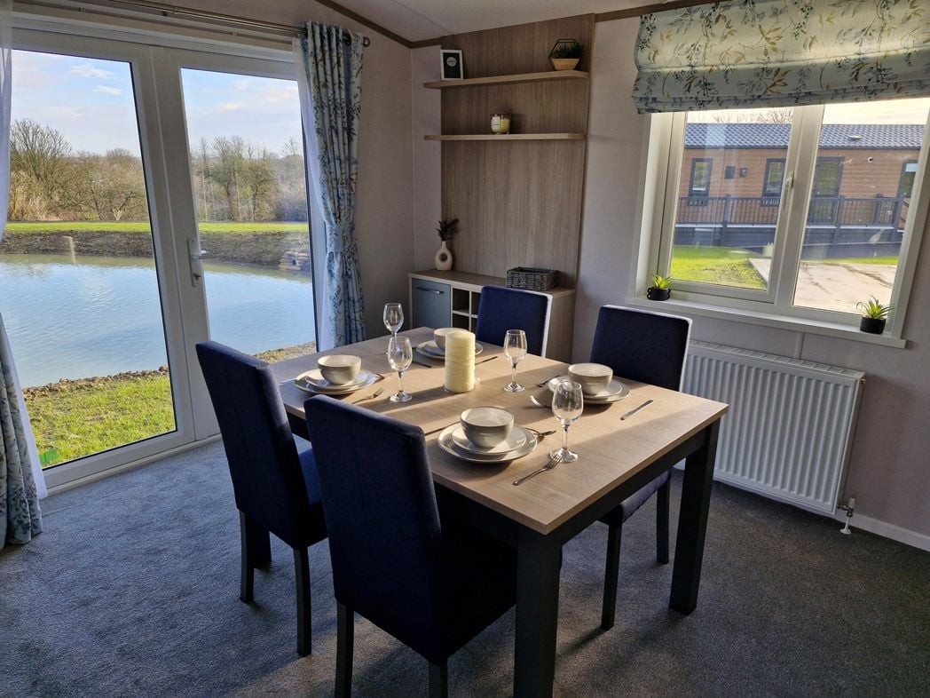Property image 4 of 12