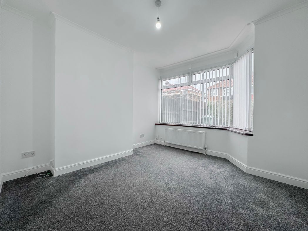 Property image 2 of 13