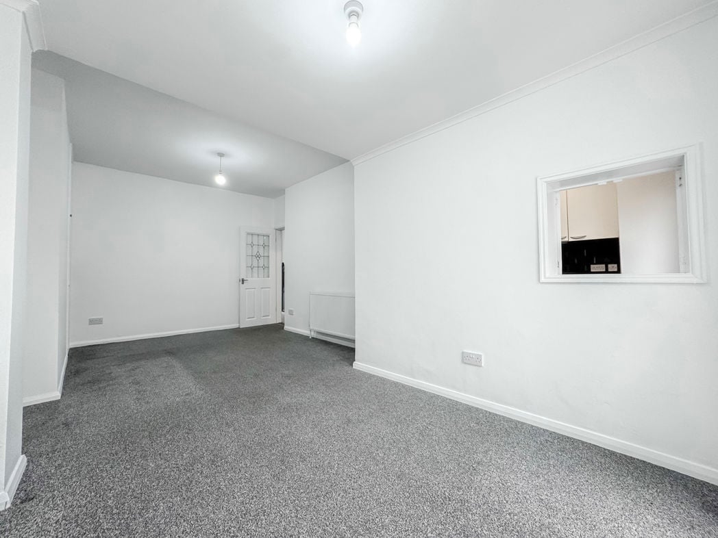 Property image 5 of 13