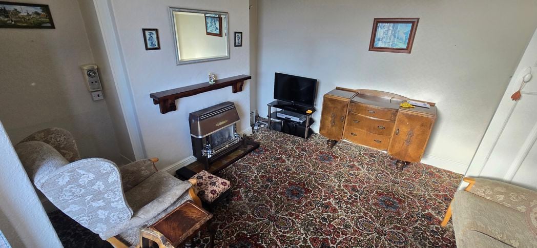 Property image 5 of 14