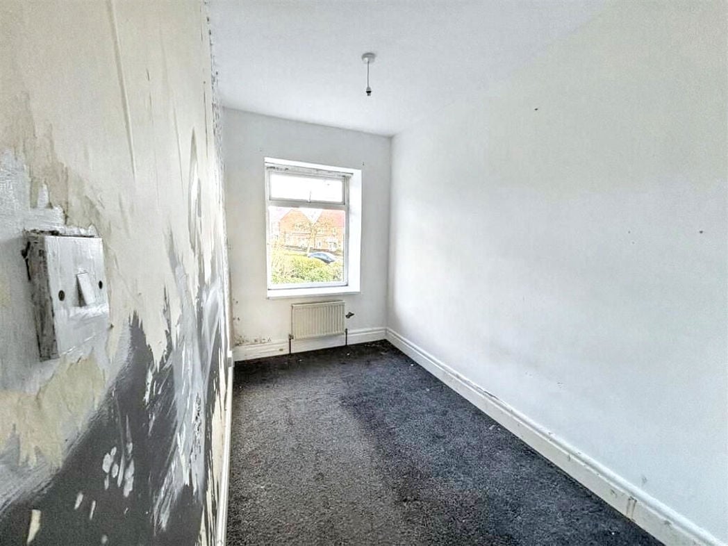 Property image 10 of 16