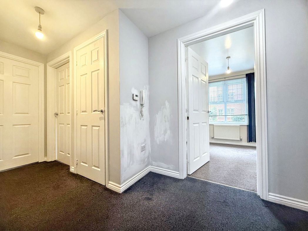 Property image 4 of 18