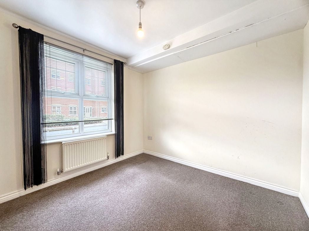 Property image 14 of 18