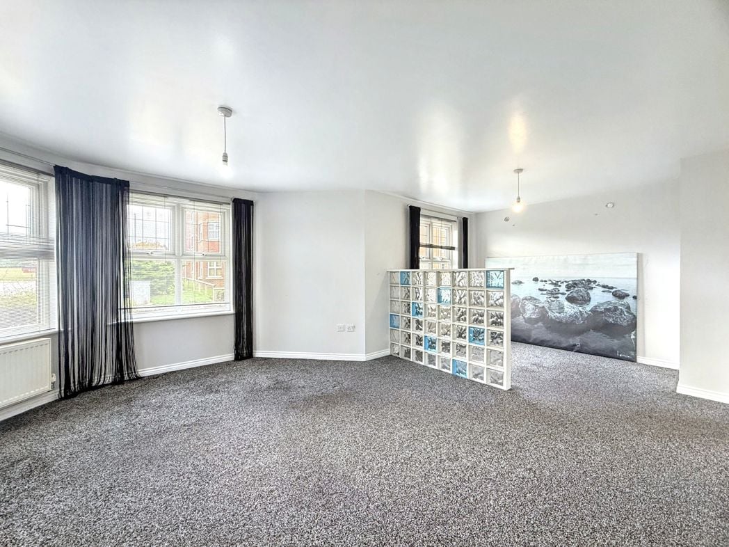 Property image 7 of 18