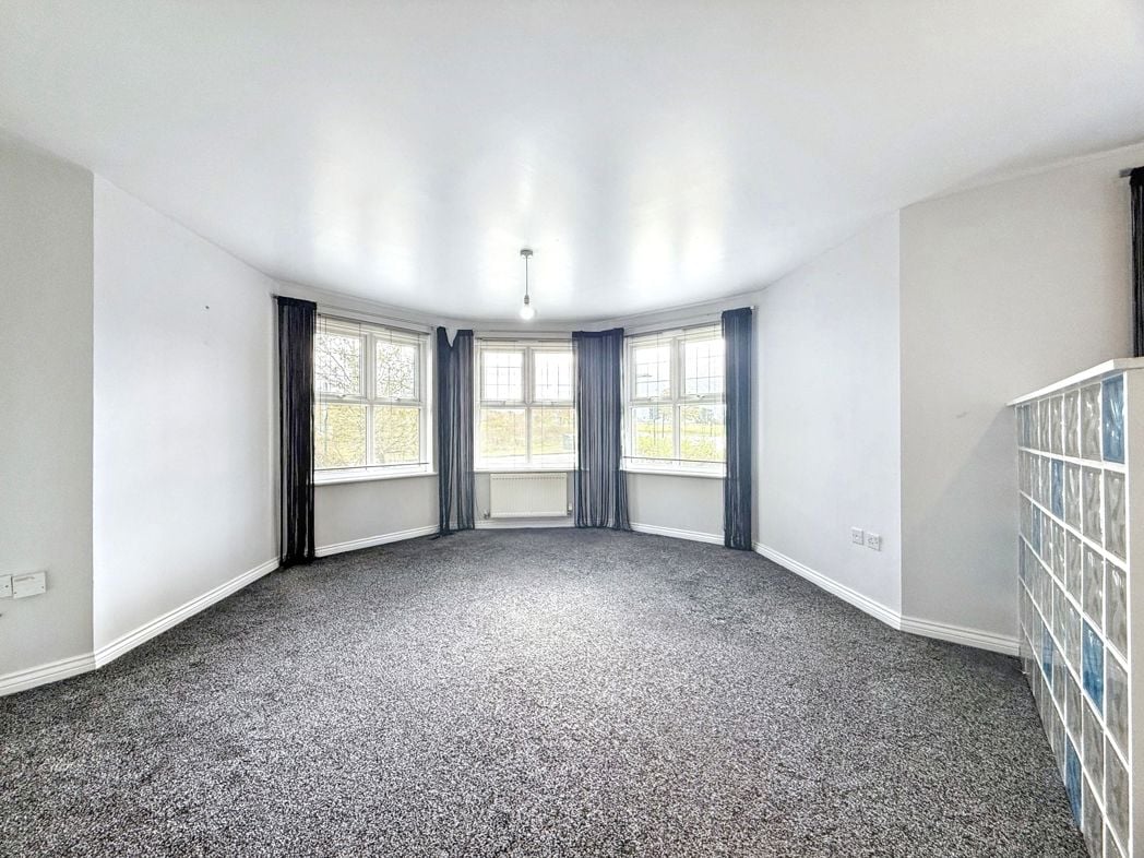 Property image 6 of 18