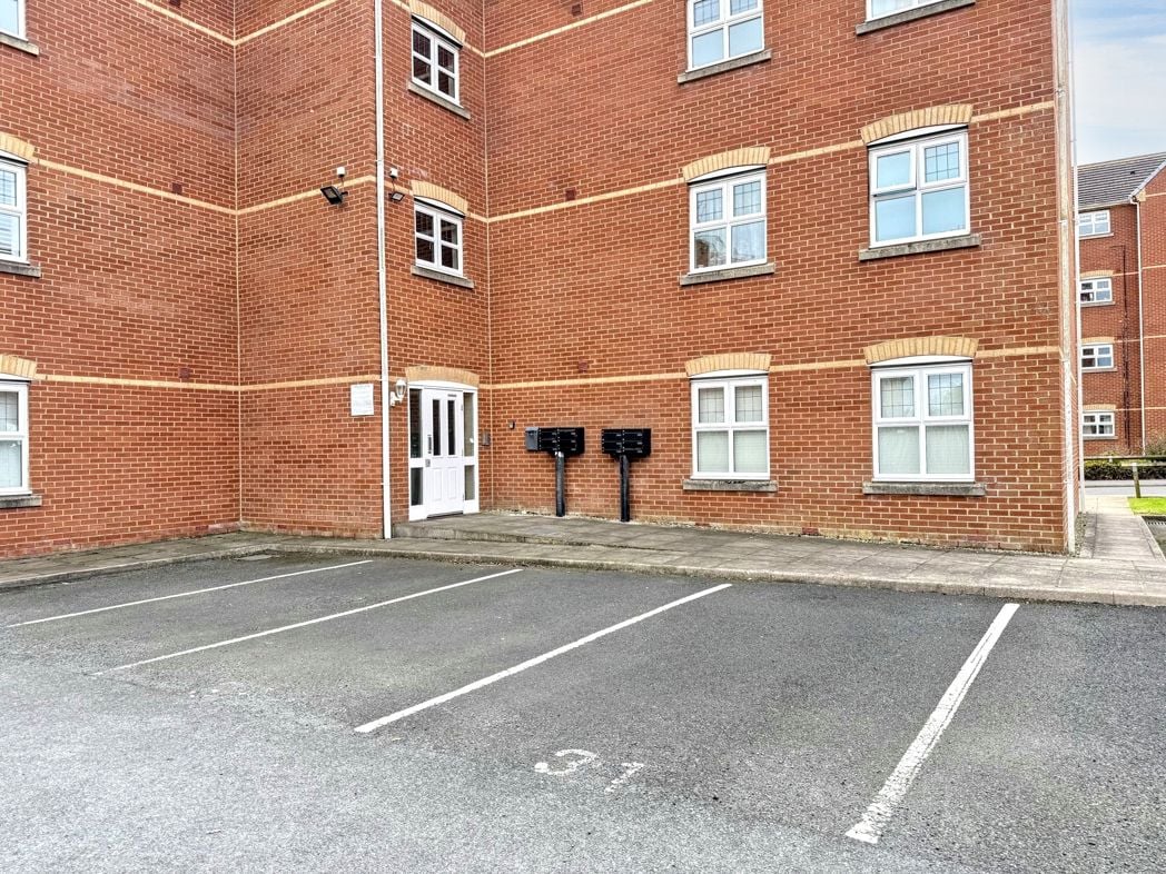 Property image 18 of 18