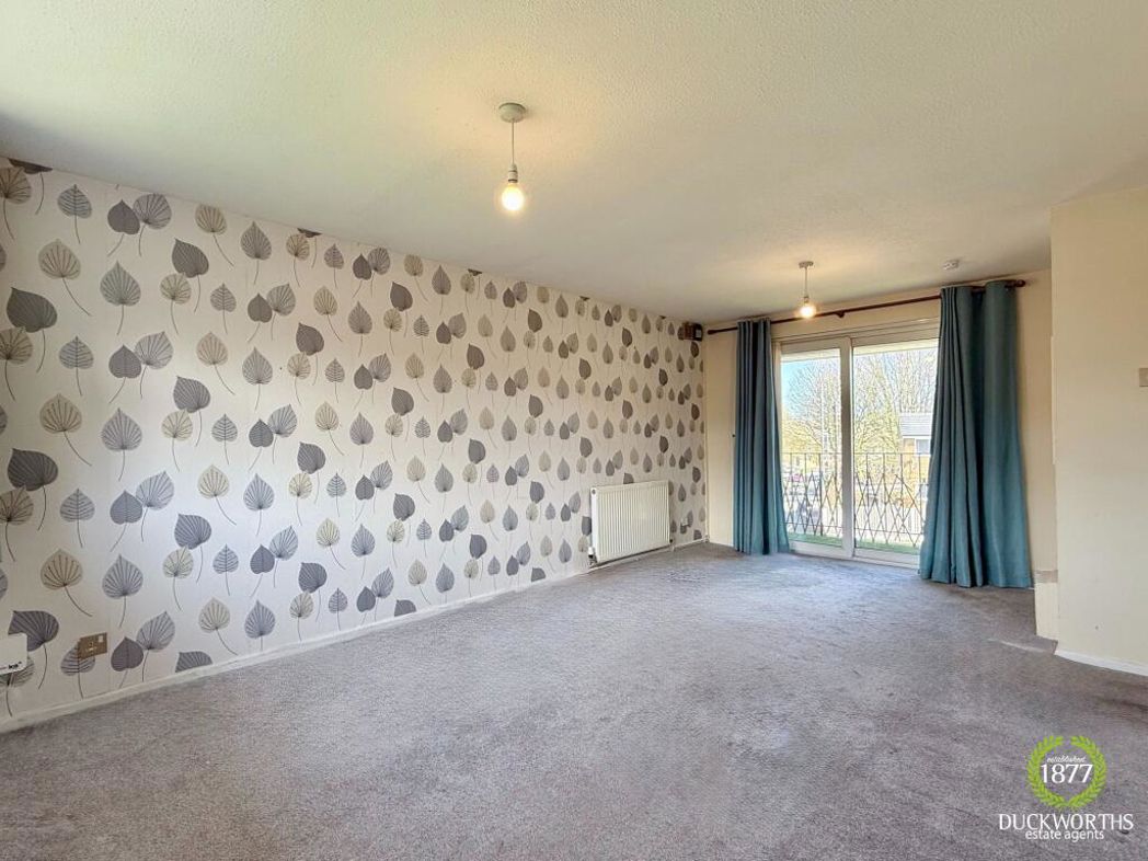 Property image 2 of 10