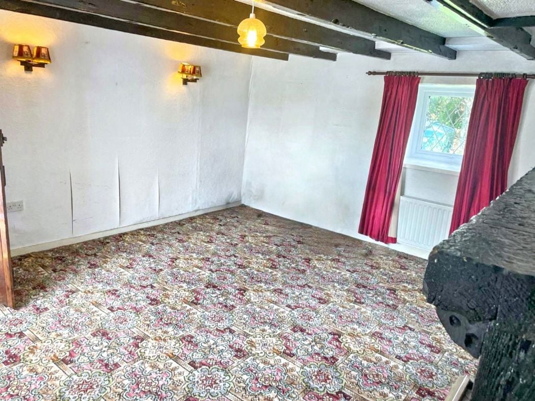 Property image 6 of 12