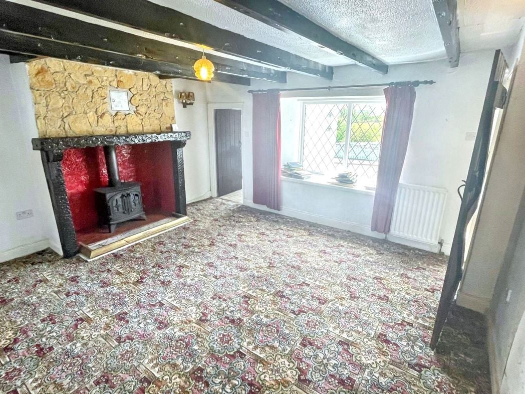 Property image 5 of 12